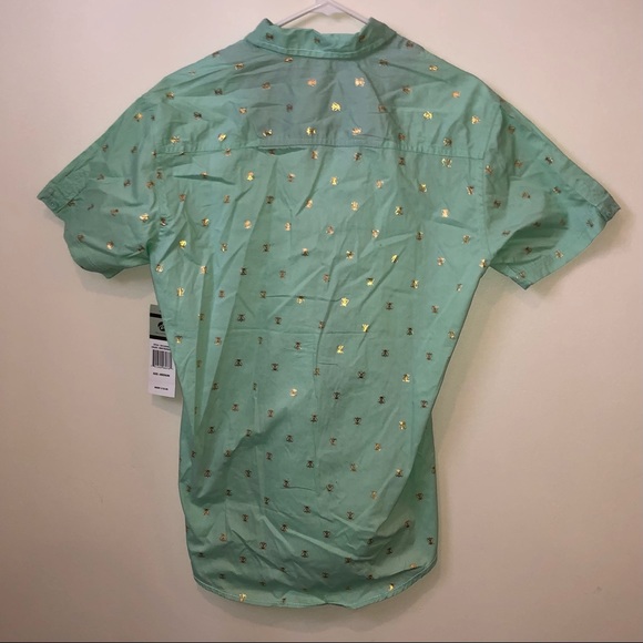 Drill Clothing Company 🐝 Button Up TShirt - Picture 2 of 5